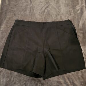 Lilly Pulitzer Arabeth Shorts size 10